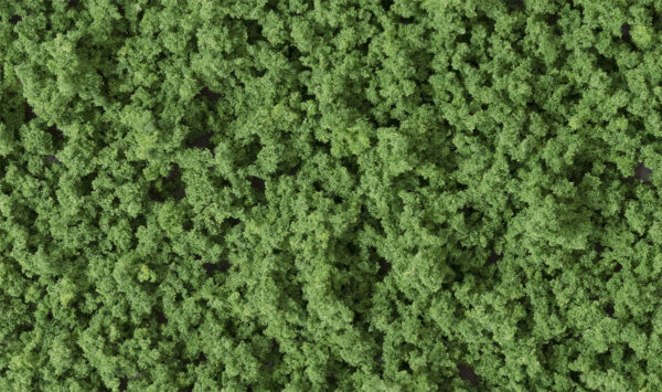 Woodland Scenics FC136  Underbrush Medium Green Bag 21.6 in3 (353 cm3)