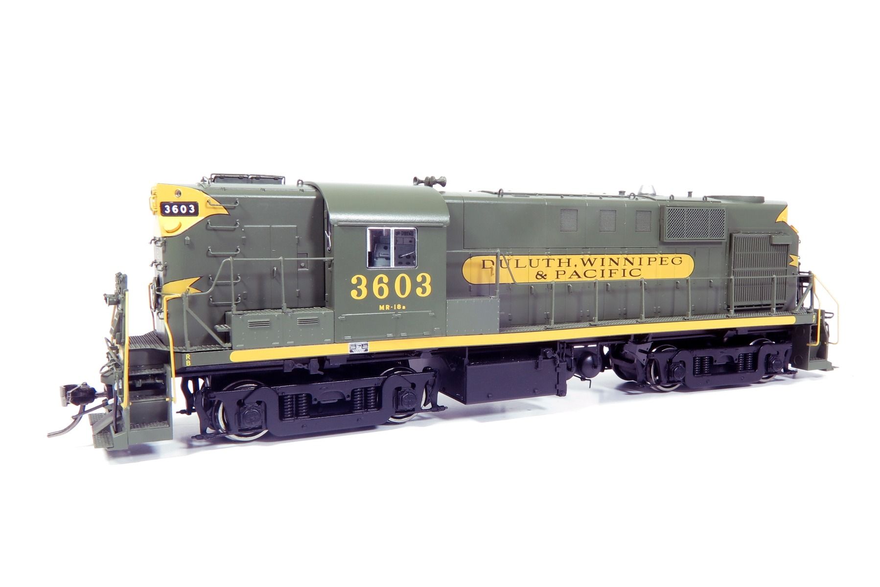 Rapido Trains 31568 HO ALCo RS-11 Duluth, Winnipeg & Pacific - Delivery ...